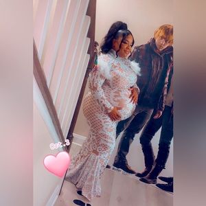 Women’s Size XL ( 16-20 ) Feathered Gown